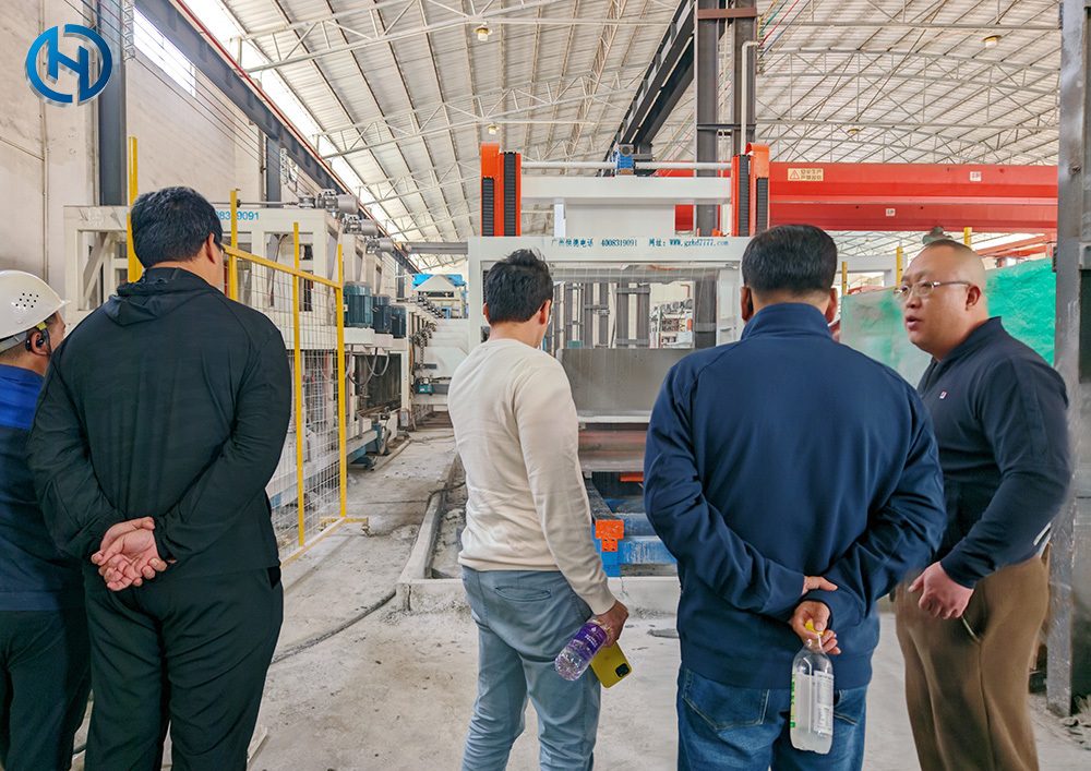 Malaysian client signs contract for Guangzhou Hengde’s large-scale lightweight block project.