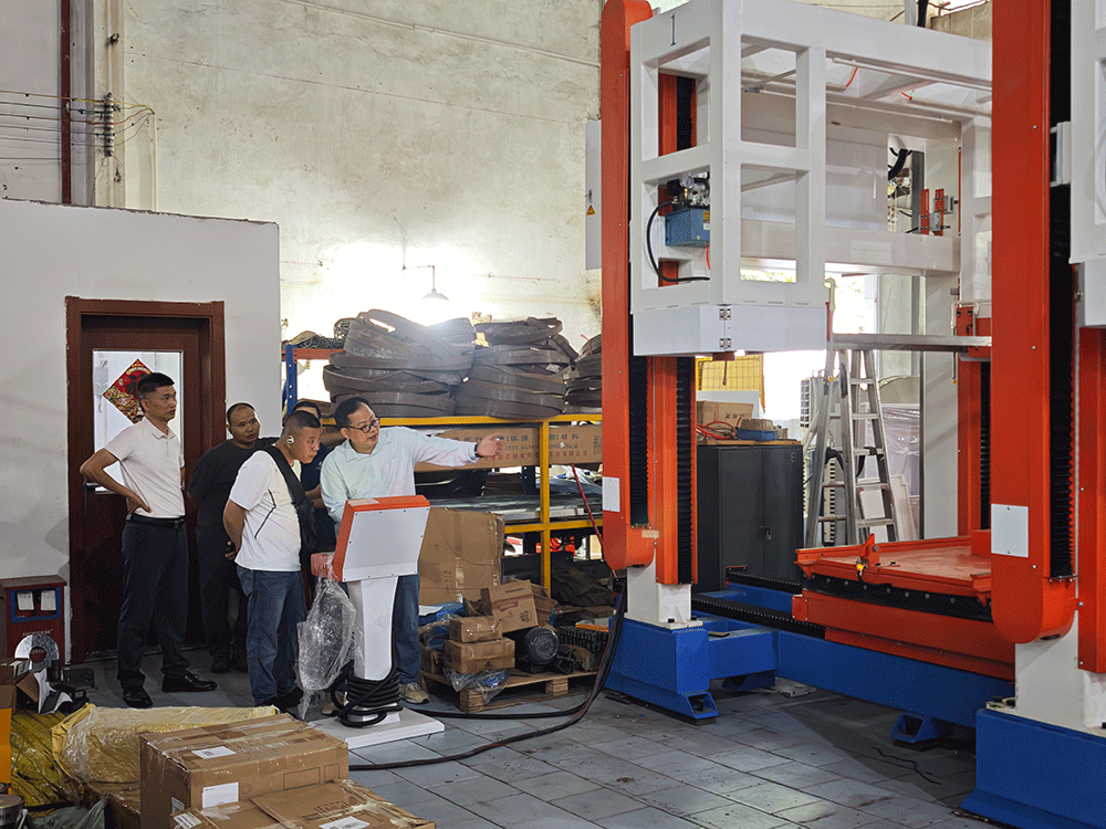 Indonesian clients visited Guangzhou Hengde to conduct equipment acceptance and operational training.