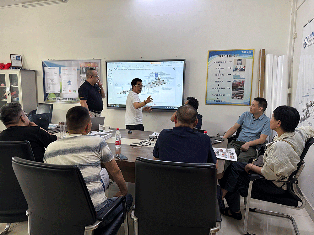 African clients visited Guangzhou Hengde to conduct an on-site inspection of lightweight block production equipment and its cutting performance.